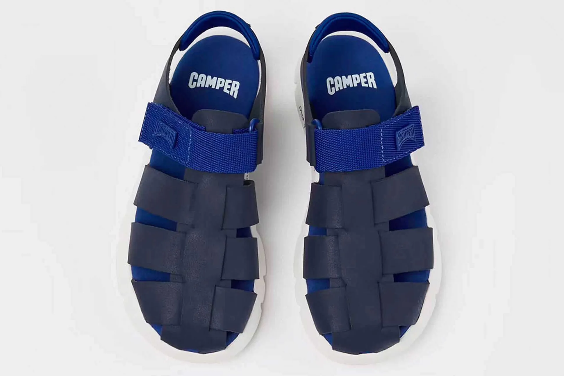 Sandalias Con Tiras Ajustables Oruga