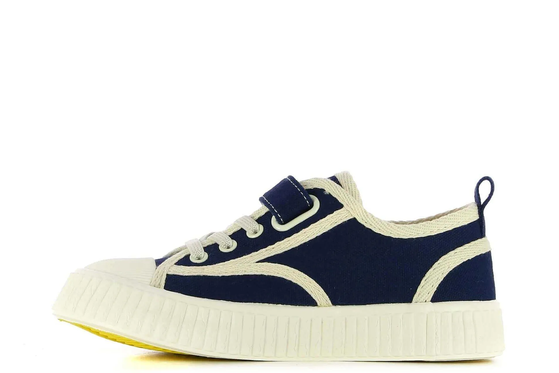 Zapatillas Con Tiras Ajustables Leon